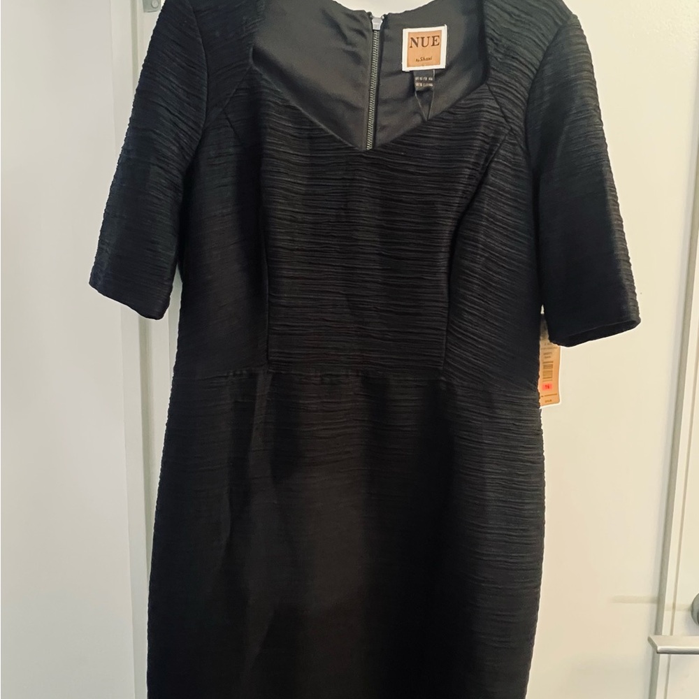 Nue by Shani Black Textured Midi Dress